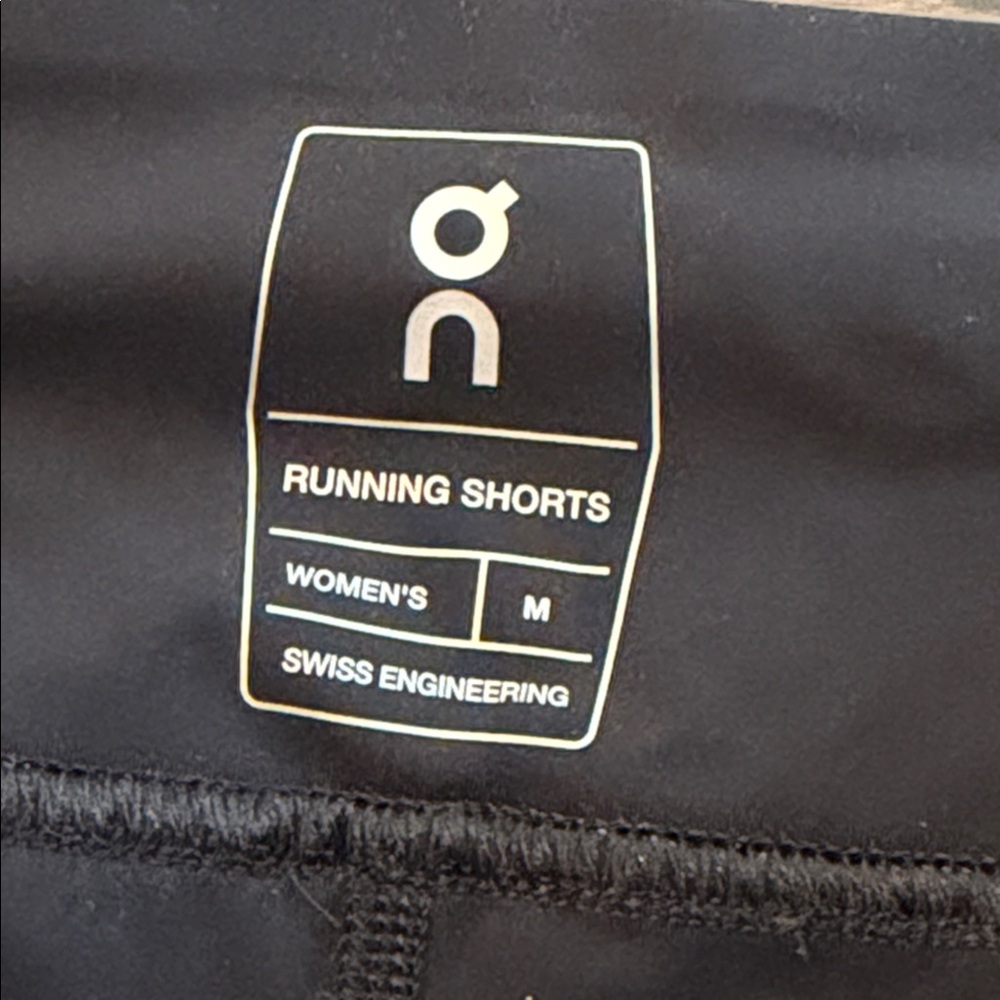 On cloud Running Women's Athletic Shorts in Blue and Black M - Picture 4 of 4